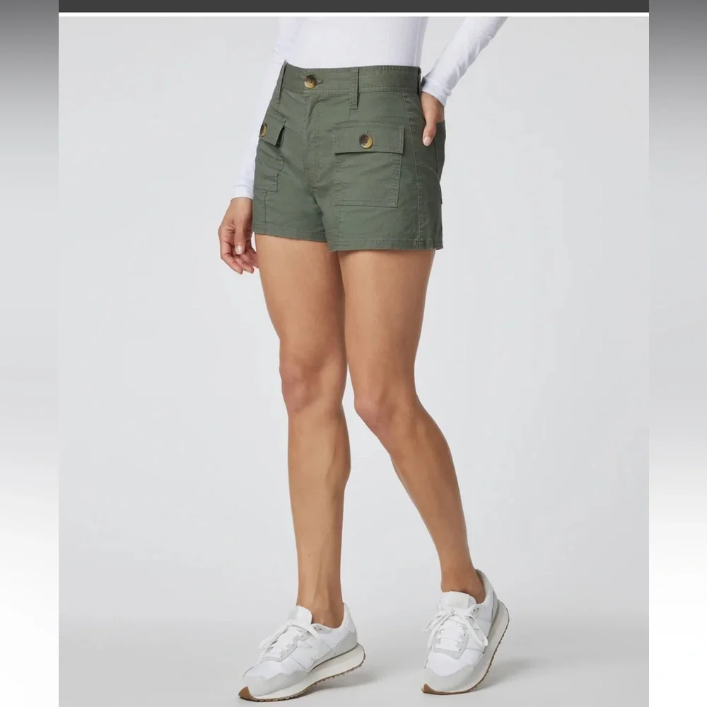 Vuori Women's Ripstop Utility Shorts army NWOT - Picture 5 of 11